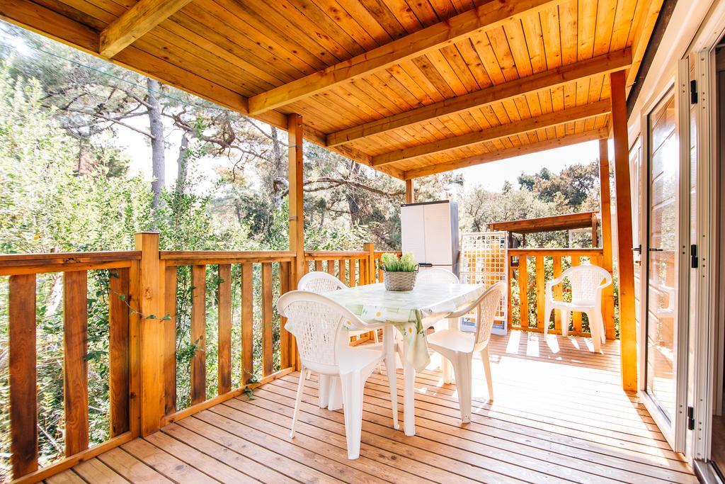 Camping Casa Di Caccia Марина-ди-Биббона Экстерьер фото