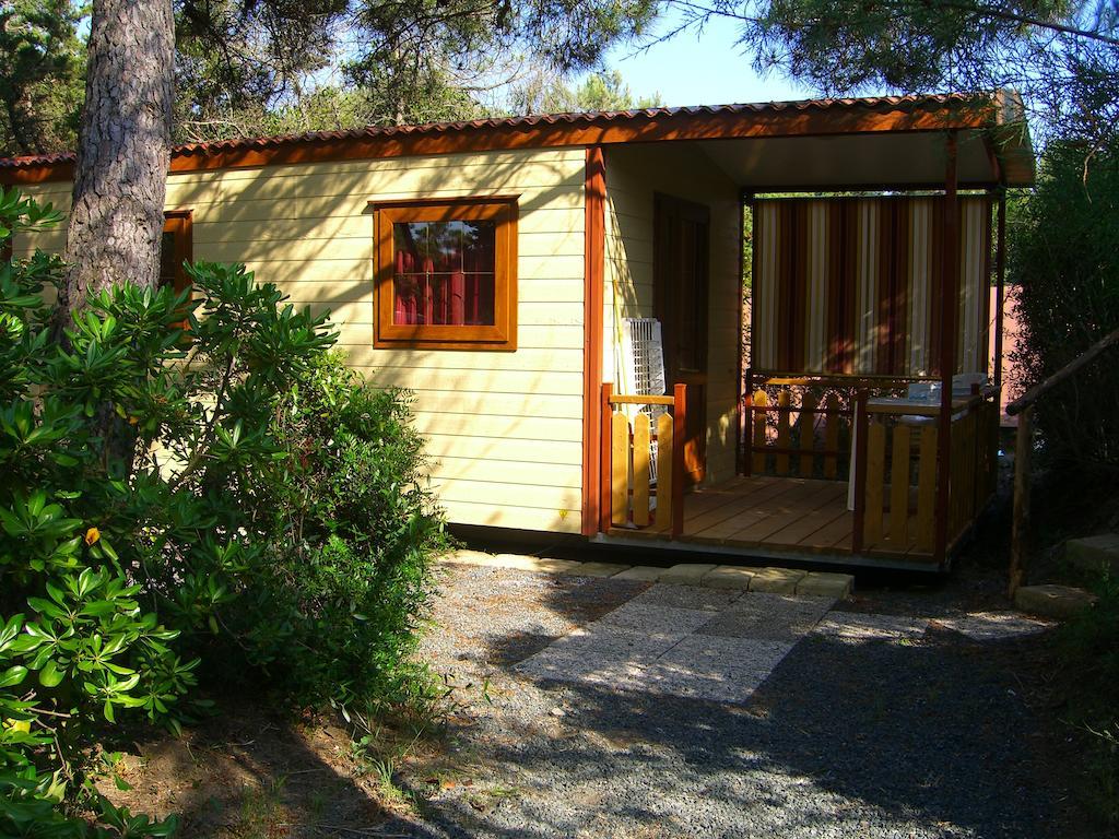 Camping Casa Di Caccia Марина-ди-Биббона Номер фото